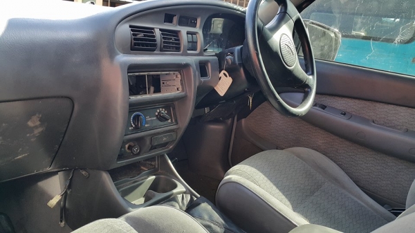 ขายหัวเก๋ง Ford open cab 2004 พร้อมลูกกะบะ ขายตามสภาพครับ 22000ครับ ขายหัวเก๋ง Ford open cab 2004 พร้อมลูกกะบะ ขายตามสภาพครับ 22000ครับ