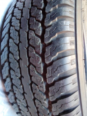 ขายยาง265 65 17มี2เส้นคนละลายนะครับ