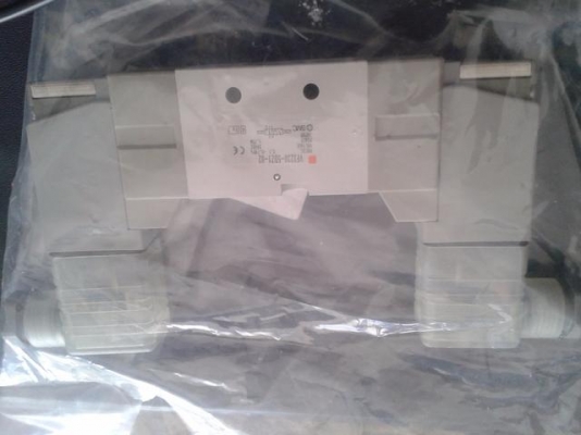 SOLENOID VALVE VF3230-5DZ1-02 SMC
