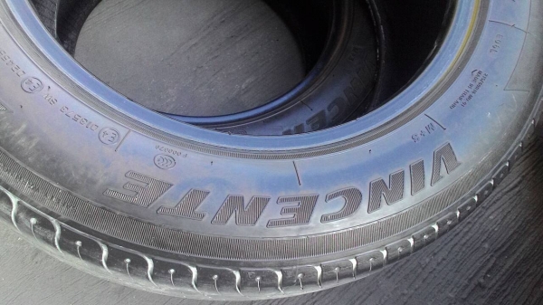 215/60R16 DEESTONE VINCENTE มี 2 เส้น tel.081-427-3941 ไอดีไลน์ autobot107