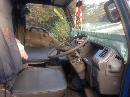 หกล้อ อีซูซุ NQR115 ปี42 ตัวพิเศษ แคชชีใหญ่ตลอด ช่วงยาว4.30ม สภาพดีสวยเดิมๆพร้อมใช้ ทะเบียนพร้อมโอน หกล้อ อีซูซุ NQR115 ปี42 ตัวพิเศษ แคชชีใหญ่ตลอด ช่วงยาว4.30ม สภาพดีสวยเดิมๆพร้อมใช้ ทะเบียนพร้อมโอน