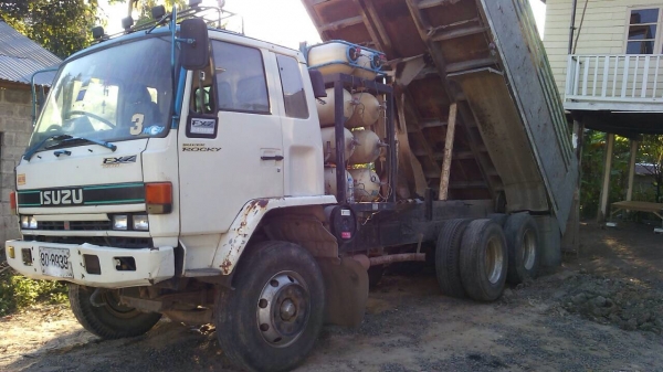 ขายรถสิบล้อดัมพ์ ISUZU FVZ32MZP วางเครื่องแดวู 360 แรง ปี 40 ติดแก๊ส 8 ถัง ทะเบียนพร้อม