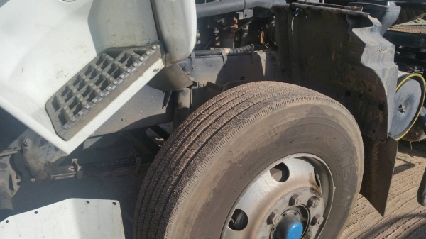 รถอีซูซุ 10 ล้อ หัวลาก GXZ  270 แรงม้า. ปี 50  ( ขายเฉพาะหัว. )    สนใจติดต่อ  081 - 6079515