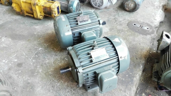 ==== SOLD OUT!! ==== มอเตอร์ TECO 5.5 HP. 1440 RPM. 380V. สภาพสวยสดใหม่เดิมๆวิ่งเงียบพร้อมใช้งาน มีมา 2 ลูก