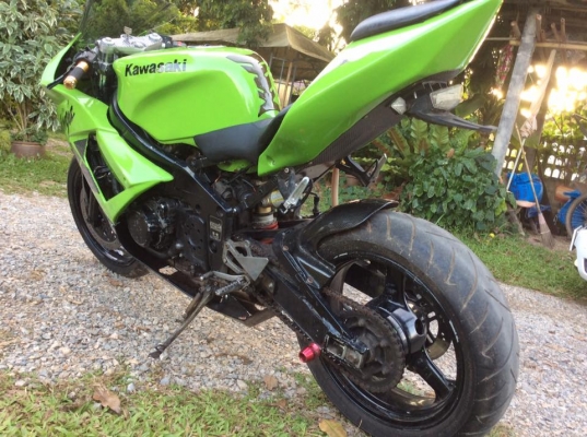 Sell !! Kawasaki zxr 400