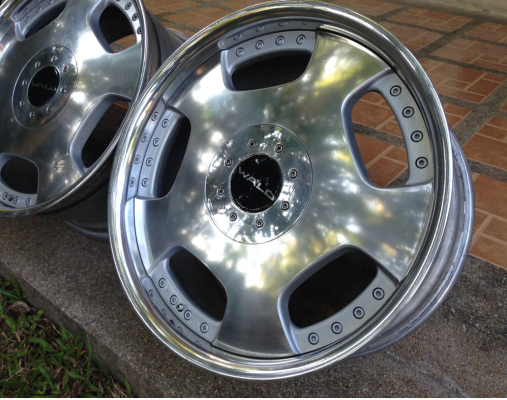 ล้อแท้ WALD ขอบ 19 Made in Japan สภาพสวย ไม่เคยซ่อม ราคาชุดล่ะ 14,500 บาท ติดต่อ 089-9897198 092-4426264 max Line aui.msc ดูสินค้าออฟโรดอื่นๆคลิ๊กที่ชื่อ auimotor@hotmail.com ไ