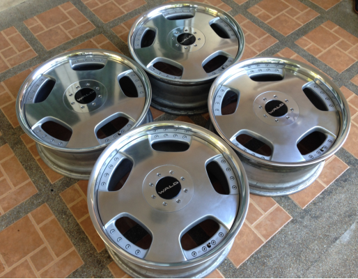 ล้อแท้ WALD ขอบ 19 Made in Japan สภาพสวย ไม่เคยซ่อม ราคาชุดล่ะ 14,500 บาท ติดต่อ 089-9897198 092-4426264 max Line aui.msc ดูสินค้าออฟโรดอื่นๆคลิ๊กที่ชื่อ auimotor@hotmail.com ไ