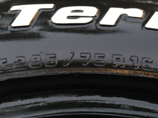 ยาง All BF goodrich 285 75 16 ดอกเต็ม สวยคม พร้อมใช้งานยาวๆ ราคาชุดล่ะ 6,500 บาท  ราไม่แพง