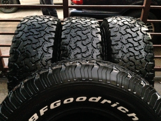 ยาง All BF goodrich 285 75 16 ดอกเต็ม สวยคม พร้อมใช้งานยาวๆ ราคาชุดล่ะ 6,500 บาท  ราไม่แพง