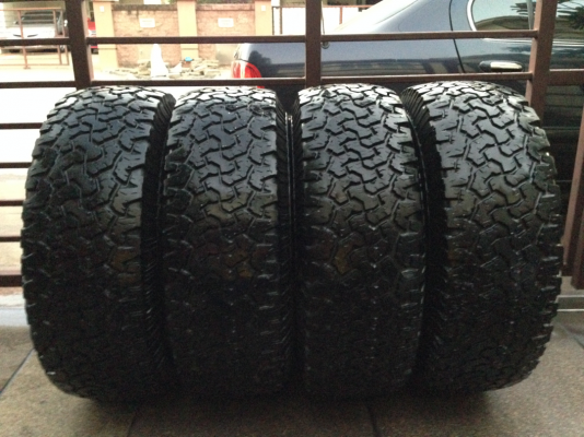 ยาง All BF goodrich 285 75 16 ดอกเต็ม สวยคม พร้อมใช้งานยาวๆ ราคาชุดล่ะ 6,500 บาท  ราไม่แพง