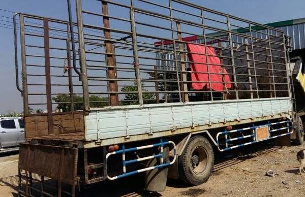 หกล้อ ฮีโน่ FF3H195ปี39 แอร์ เวอร์ ทิฟฟี ยาง900 ช่วงยาว7.20ม สภาพดีสวยพร้อมใช้ ทะเบียนพร้อมโอน