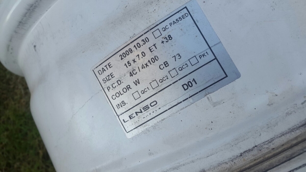 แม็กLenso 15x7 4/100