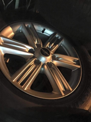 ขายล้อแม็กพร้อมยางขอบ18 ถอดป้ายแดง ชุดละ 30,000 บาท