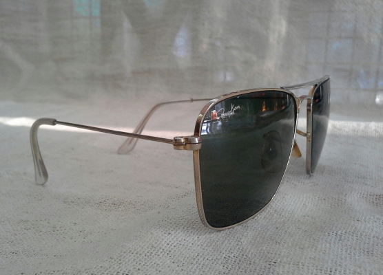 อภิมหาแว่นตาซุปตาร์ B&amp;L RAY-BAN CARAVAN  U.S.A. 52mm