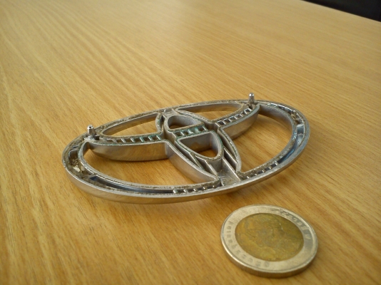 โลโก้ TOYOTA แท้