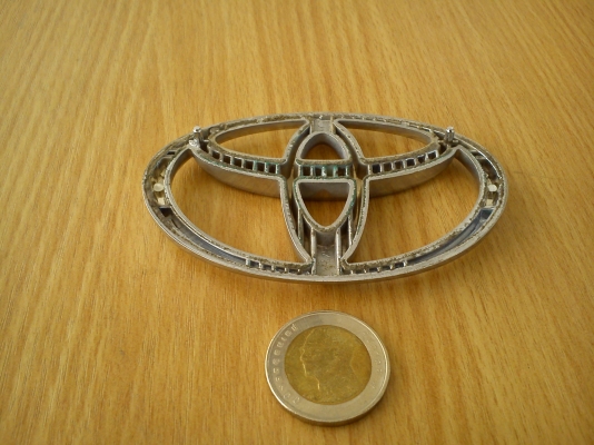 โลโก้ TOYOTA แท้