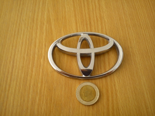 โลโก้ TOYOTA แท้