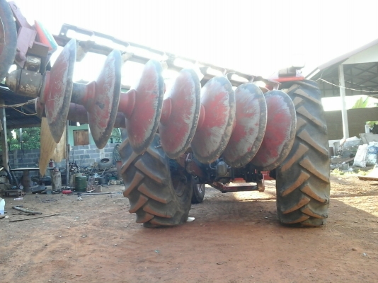 รถไถ Massey MF185 ใบดัน ผานพรวน 7x26 รถไถ Massey MF185 ใบดัน ผานพรวน 7x26
