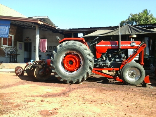 รถไถ Massey MF185 ใบดัน ผานพรวน 7x26 รถไถ Massey MF185 ใบดัน ผานพรวน 7x26
