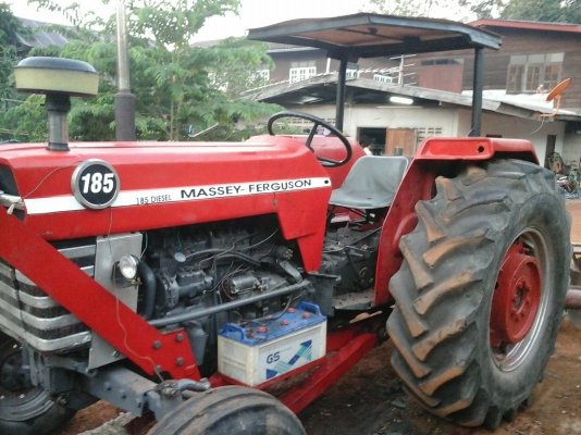 รถไถ Massey MF185 ใบดัน ผานพรวน 7x26 รถไถ Massey MF185 ใบดัน ผานพรวน 7x26
