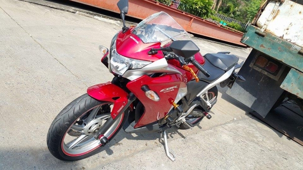 หายาก CBR2012 ABS วิ่ง 3,000 โล แต่งแน่น ทะเบียนสวย ต่อรองได้ครับ