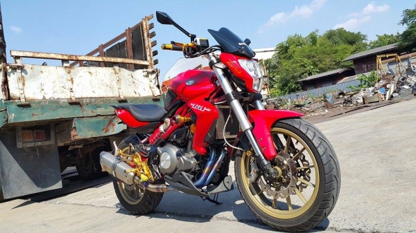 Benelli TNT300 2015 รถสวย ใหม่กริ๊บไม่มีที่ติ วิ่งน้อยมาก แต่งเทพล้นคัน ราคาถูกกว่ารถเดิมๆ ต่อรองได้จ้า Benelli TNT300 2015 รถสวย ใหม่กริ๊บไม่มีที่ติ วิ่งน้อยมาก แต่งเทพล้นคัน ราคาถูกกว่ารถเดิมๆ ต่อรองได้จ้า