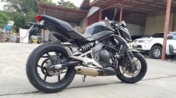 ER6N ABS 2011 รถบ้าน ใช้น้อย พร้อมขี่ สวยๆ ราคาไม่แพงครับ