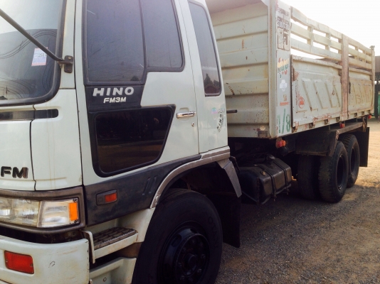 ขาย  3m  เครื่องเดิมเกียเดิม  สโลเดิม  สวยสด  ขยตามสภาพรถไม่มีที้ติรับประกันโดยเฉพาะคัสซี เดิมไม่สาดสีกับภายในกริบครับ