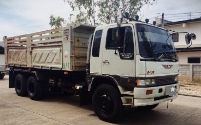 ขาย  3m  เครื่องเดิมเกียเดิม  สโลเดิม  สวยสด  ขยตามสภาพรถไม่มีที้ติรับประกันโดยเฉพาะคัสซี เดิมไม่สาดสีกับภายในกริบครับ