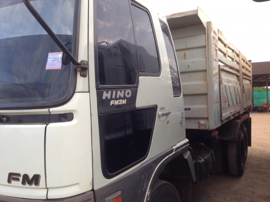 ขาย  3m  เครื่องเดิมเกียเดิม  สโลเดิม  สวยสด  ขยตามสภาพรถไม่มีที้ติรับประกันโดยเฉพาะคัสซี เดิมไม่สาดสีกับภายในกริบครับ