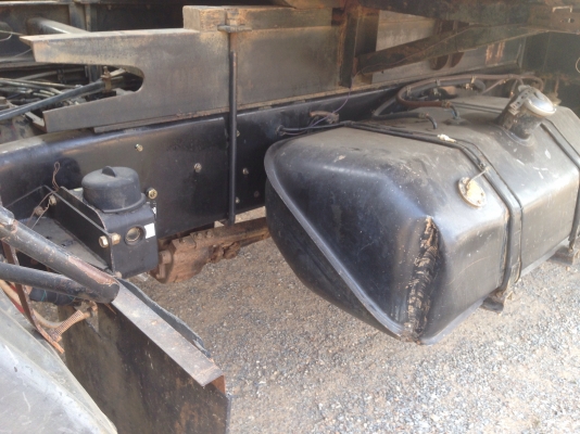 ขาย  3m  เครื่องเดิมเกียเดิม  สโลเดิม  สวยสด  ขยตามสภาพรถไม่มีที้ติรับประกันโดยเฉพาะคัสซี เดิมไม่สาดสีกับภายในกริบครับ