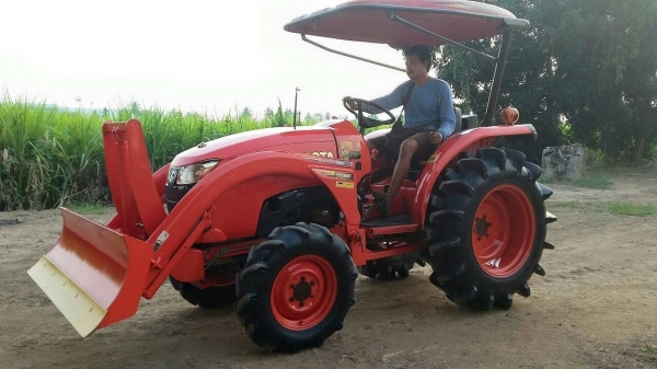 ขาย รถไถคูโบต้า L3608 สวยๆ สภาพเดิมๆ พร้อมใช้งาน