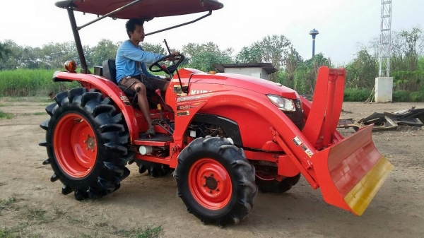 ขาย รถไถคูโบต้า L3608 สวยๆ สภาพเดิมๆ พร้อมใช้งาน