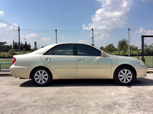 TOYOTA CAMRY 2.4 Q 2002