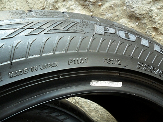 ยางซิ่ง17 Runflat บริดสโตน225-50-R17ลงพื้นปี14 (4เส้น 2,700)ห้ามต่อนะ ยางซิ่ง17 Runflat บริดสโตน225-50-R17ลงพื้นปี14 (4เส้น 2,700)ห้ามต่อนะ