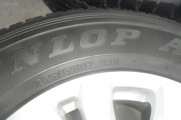 ล้อแม็ก17นิ้ว6รู มาสด้า พร้อมยาง สวยๆ 4 ล้อ ราคา 7900 บาท