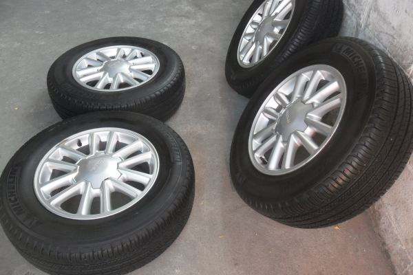 ล้อแม็ก 16นิ้ว6รู อีซูสุ พร้อมยาง สวยๆ 4 ล้อ ราคา 7900 บาท ล้อแม็ก 16นิ้ว6รู อีซูสุ พร้อมยาง สวยๆ 4 ล้อ ราคา 7900 บาท