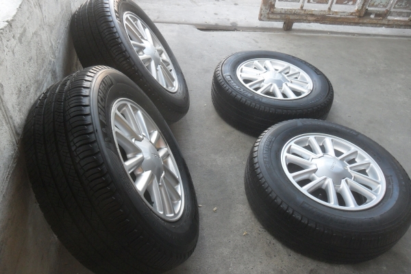 ล้อแม็ก 16นิ้ว6รู อีซูสุ พร้อมยาง สวยๆ 4 ล้อ ราคา 7900 บาท ล้อแม็ก 16นิ้ว6รู อีซูสุ พร้อมยาง สวยๆ 4 ล้อ ราคา 7900 บาท