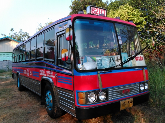 ขายรถบัสพร้อมเส้นทาง