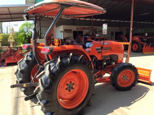 ขายรถไถ Kubota L4708(4WD) พร้อมใบมีดและโรตารี182ช้าง รถพร้อมใช้งาน ขายรถไถ Kubota L4708(4WD) พร้อมใบมีดและโรตารี182ช้าง รถพร้อมใช้งาน