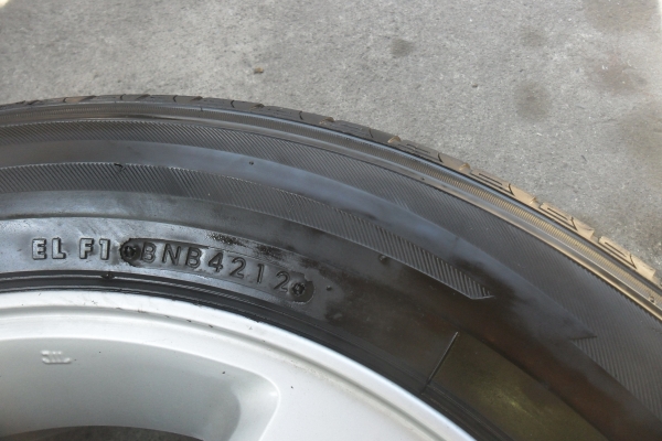 ล้อแม็ก16นิ้ว6รุ อีซุสุ พร้อมยาง สวยๆ 4 ล้อ ลดราคาเหลือ 5700 บาท