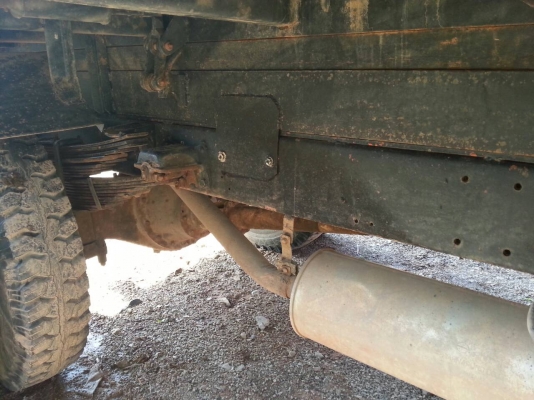 รถดั๊มบรรทุก ยี่ห้ออีซูซุ 185 แรงม้า ยาง 900 เฟื่องท้ายใหญ่ พวงมาลัยเพาเวอร์ มีแอร์ รถดั๊มบรรทุก ยี่ห้ออีซูซุ 185 แรงม้า ยาง 900 เฟื่องท้ายใหญ่ พวงมาลัยเพาเวอร์ มีแอร์