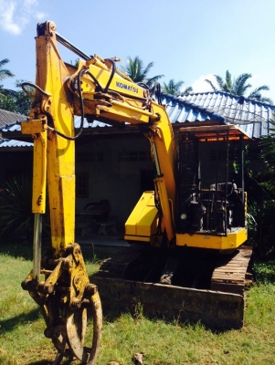 รถแบคโฮ KOMATSU  PC - 50 UU - 1.   สนใจติดต่อ  081 - 6079515