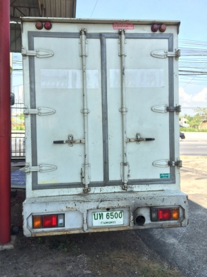 ขายรถบรรทุก 4 ล้อ ISUZU NKR ปี 49 ทะเบียนไม่ติดเวลา พร้อมตู้บรรทุก (รถห้าง)