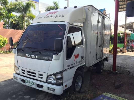 ขายรถบรรทุก 4 ล้อ ISUZU NKR ปี 49 ทะเบียนไม่ติดเวลา พร้อมตู้บรรทุก (รถห้าง)