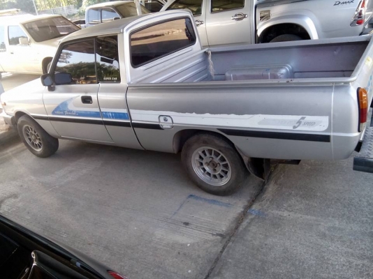 mazda มาสด้า 1400cc