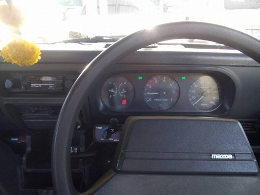 mazda มาสด้า 1400cc