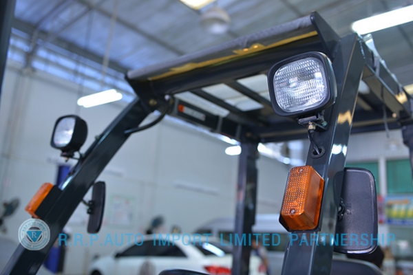 ขายรถโฟล์คลิฟท์มือสอง NISSAN  รุ่น AL01-000127 ราคา 235,000 บาท นำเข้าจากประเทศญี่ปุ่น 100\% ไม่เคยใช้งานในไทย