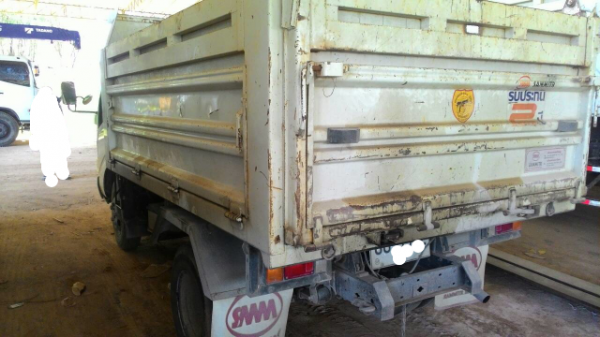 ขายรถบรรทุก 6 ล้อดัมพ์ HINO 300 รุ่น XZU600R กระบะยาว 3.20 เมตร 150 แรงม้าปี 2555 ราคา 750000