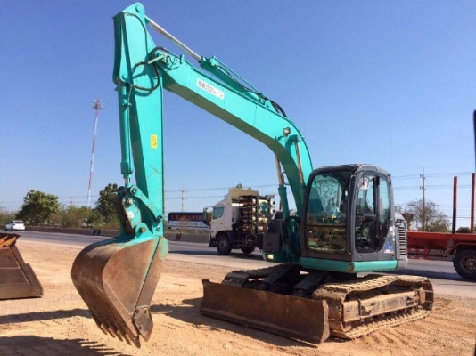 ขายรถแบคโฮ KOBELCO SK135SR YY04 ปี 2007 มีแอร์ สภาพสวยพร้อมใช้งาน รถนอกนำเข้าจากญี่ปุ่น มีVDOการทำงานครับ